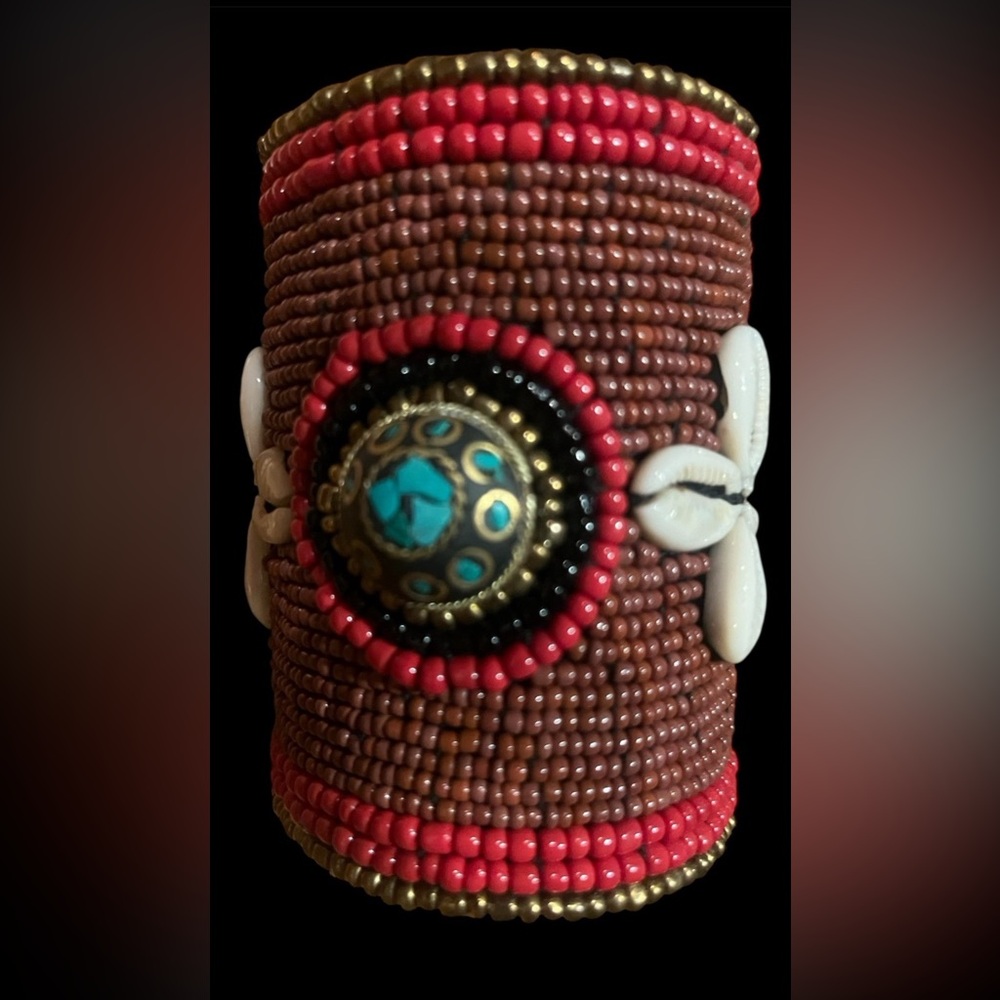 Wide tribal Beaded cuff Bracelet with Shell Accents and intracate beading - Picture 2 of 12